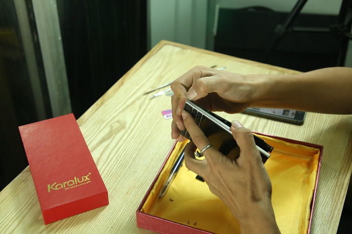 cach thao mo Blackberry Passport | Hướng dẫn cách tháo, mở, lắp BB