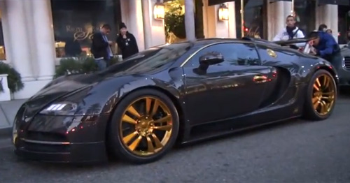 Bugatti Veyron mạ vàng