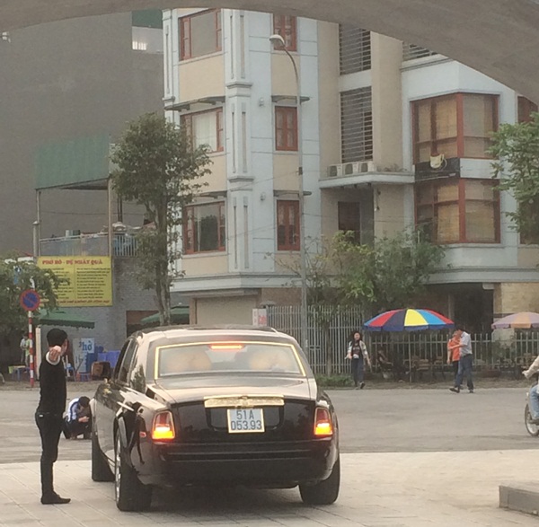 rolls-royce-phantom-30