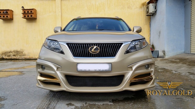 Lexus RX 350 Gold plated, Xe ô tô mạ vàng 24K tại Việt Nam