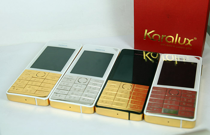 Nokia 515 mạ vàng 24K và bộ bàn phím "cực độc"