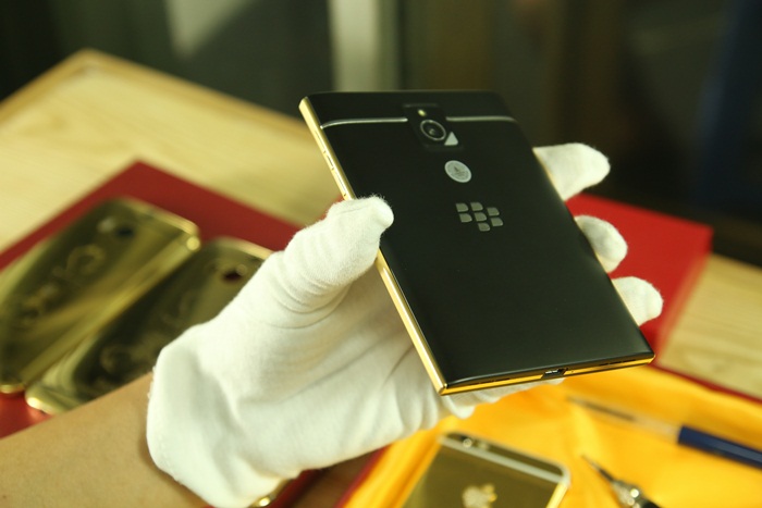 blacberry passport ma vang | BB gold mạ vàng 24K