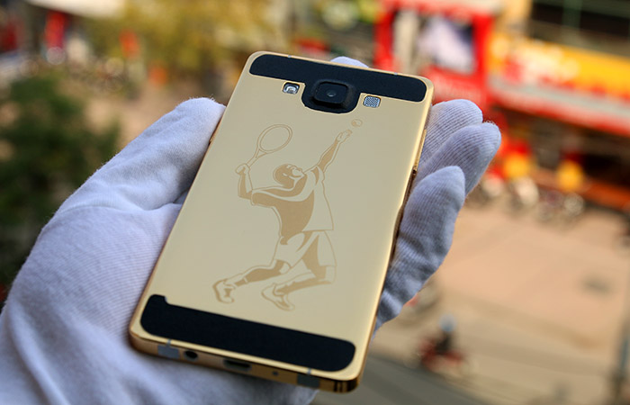 The gold-plated Samsung Galaxy A5 | Karalux Vietnam