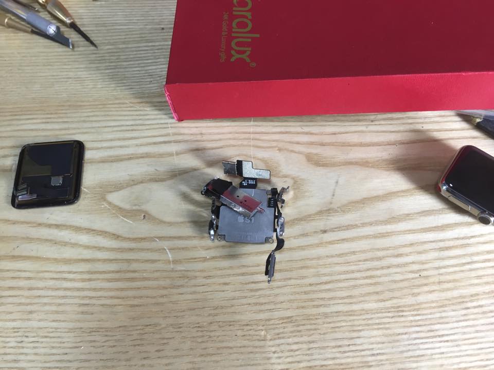 Hướng dẫn tháo, lắp, mở Apple Watch, Video mổ xẻ đồng hồ Apple