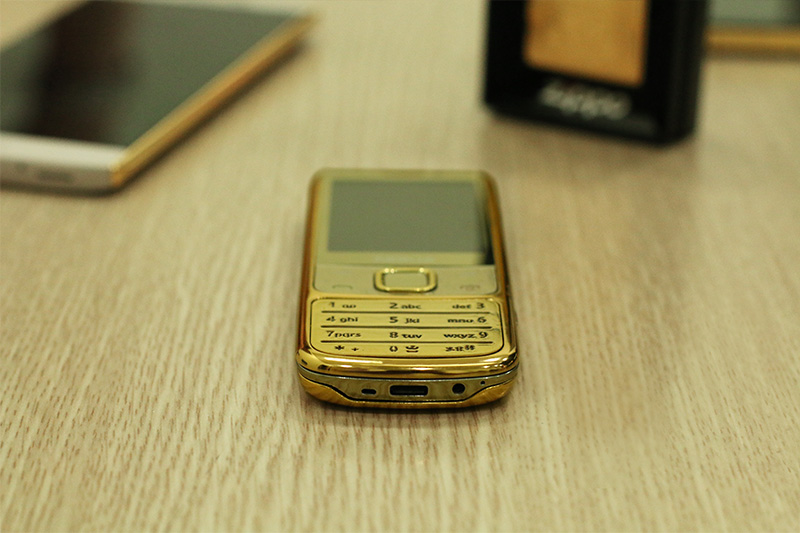 Nokia 6700 mạ vàng 24K, Giá bán N6700 Classic Gold Edition tại Hà Nội, Tp HCM