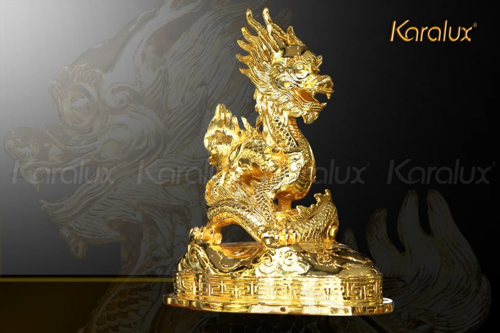 Tượng rồng phong thủy thời Nguyễn đúc đồng tinh xảo, mạ vàng 24K